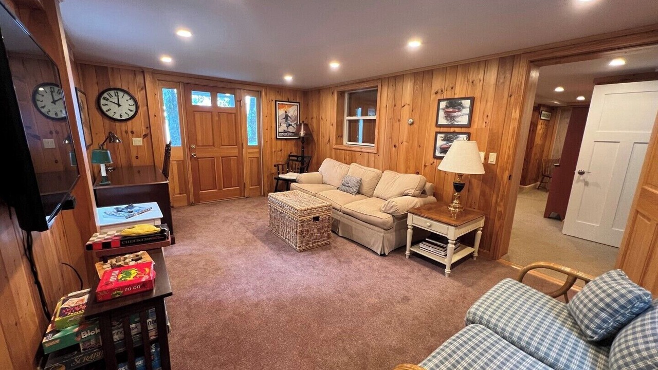 Photo of Livingroom in Wolfeboro