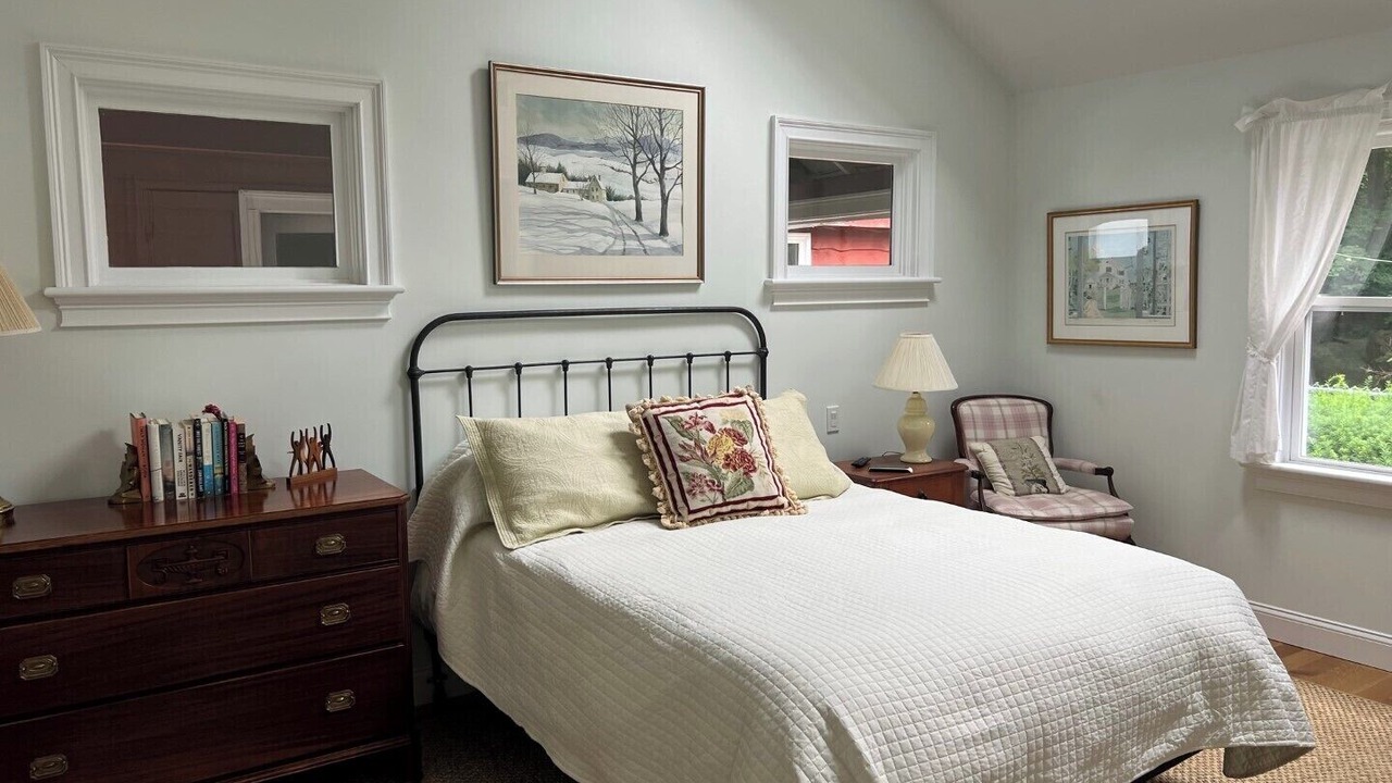 Photo of Bedroom in Wolfeboro