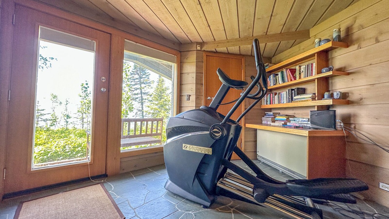Photo of Bedroom in Grand Marais