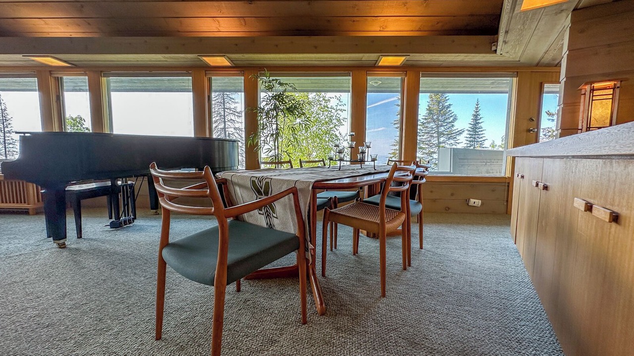 Photo of Bedroom in Grand Marais