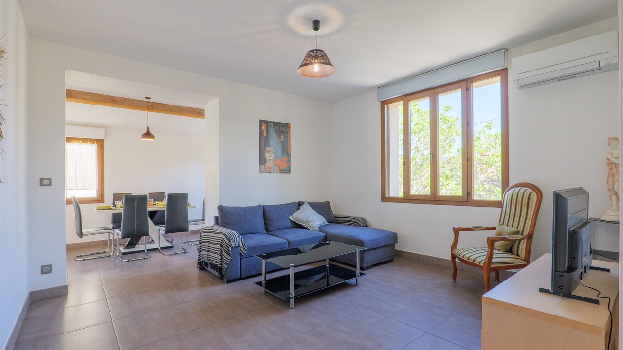 Photo of Livingroom in Joyeuse