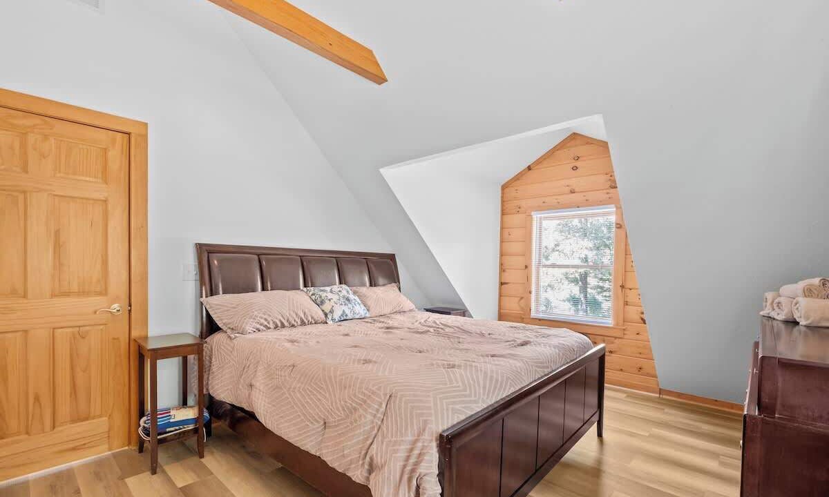 Photo of Bedroom in Black Mountain