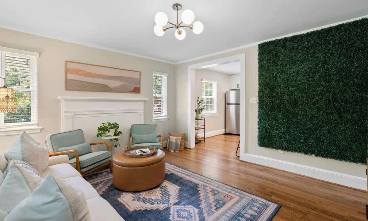 Photo of Bedroom in Enderly Park