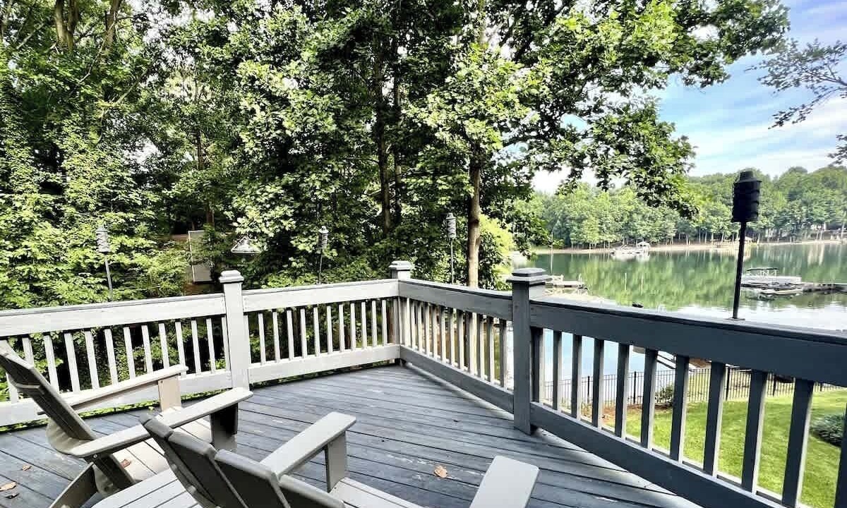 Photo of Outdoor in Huntersville