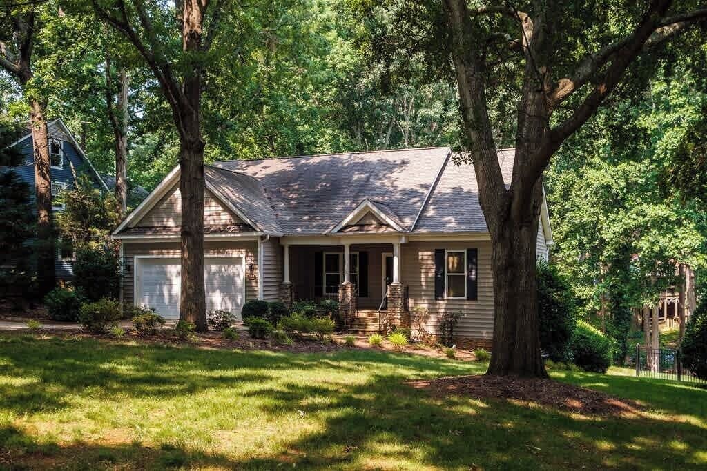 Photo of Outdoor in Huntersville