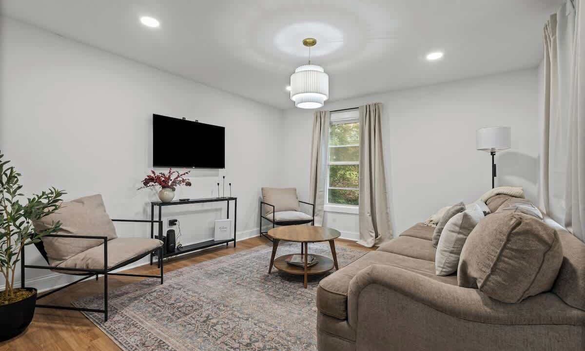 Photo of Livingroom in Concord
