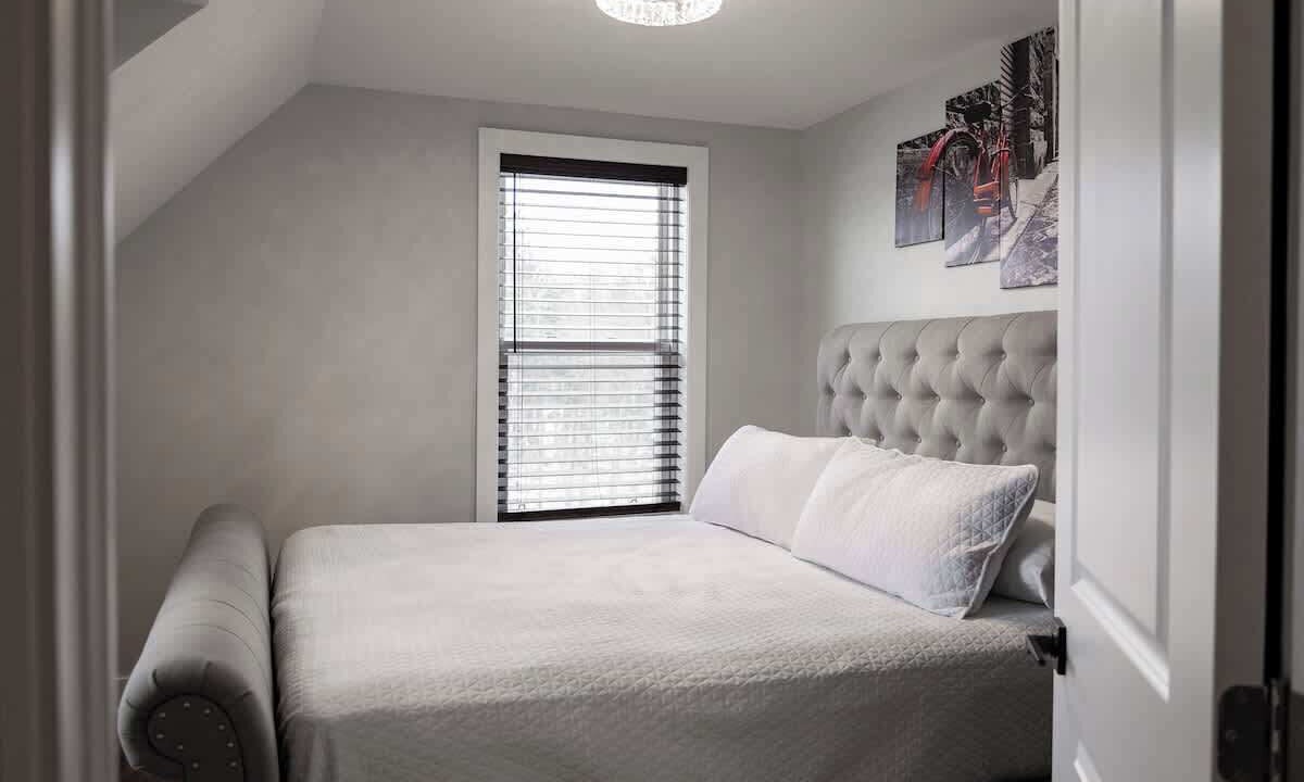 Photo of Bedroom in Calabogie