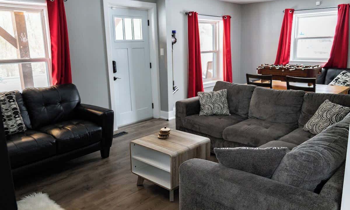 Photo of Livingroom in Calabogie