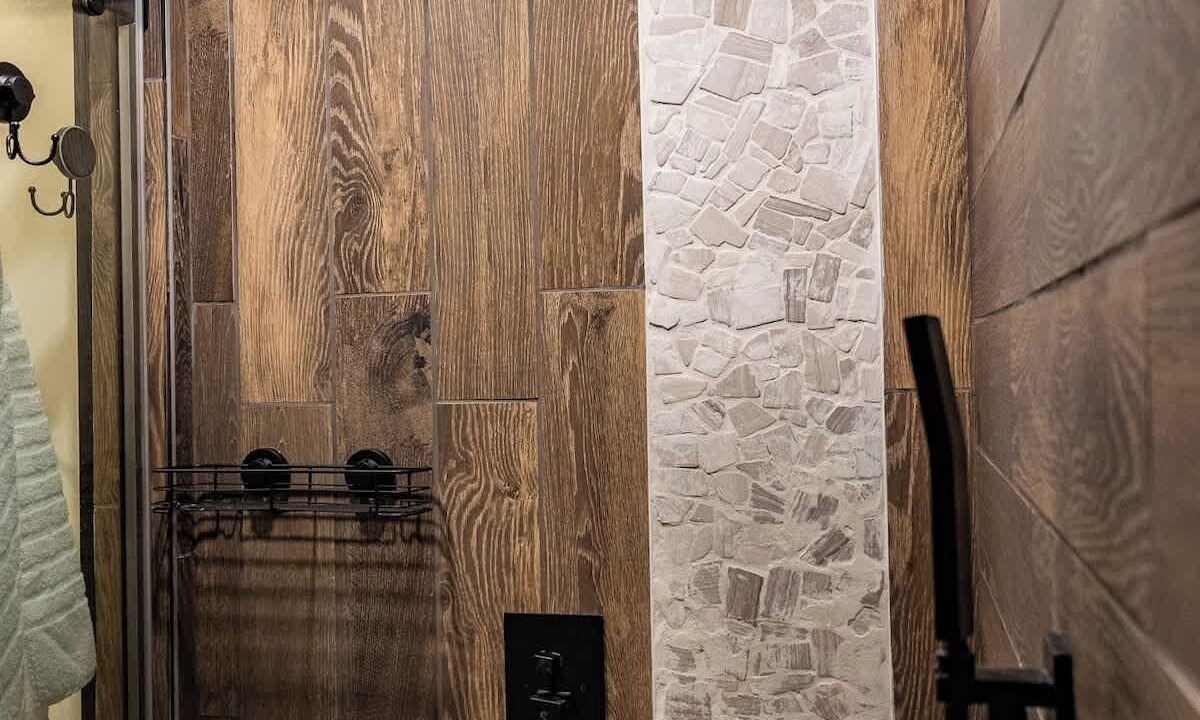 Photo of Bathroom in Calabogie