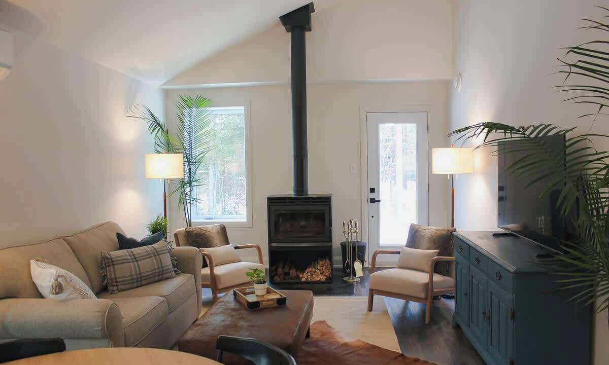 Photo of Livingroom in Calabogie