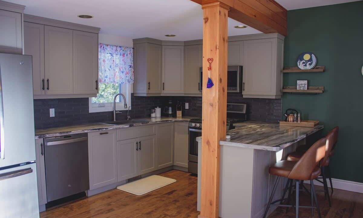 Photo of Kitchen in Calabogie