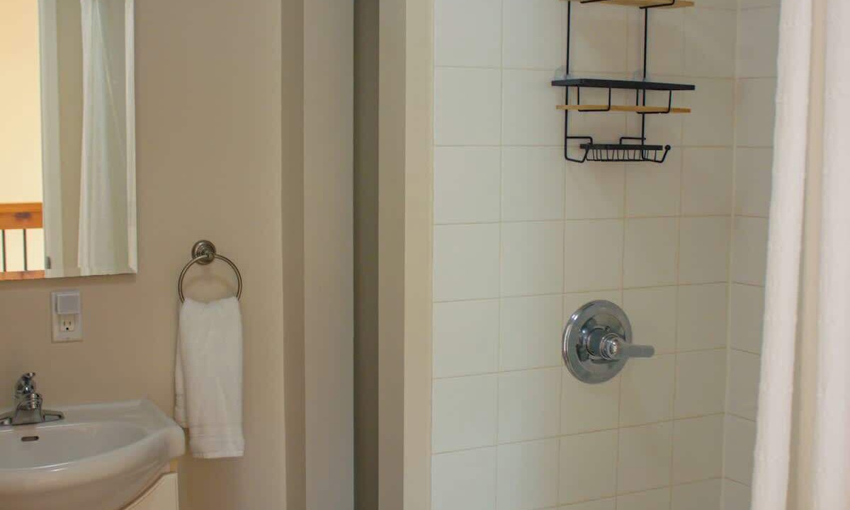 Photo of Bathroom in Calabogie