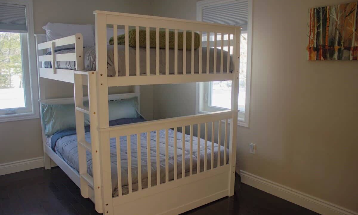 Photo of Bedroom in Calabogie