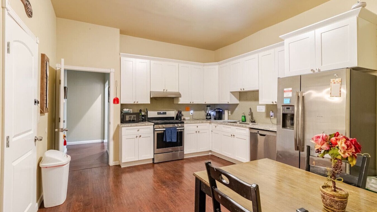 Photo of Kitchen in Five Points