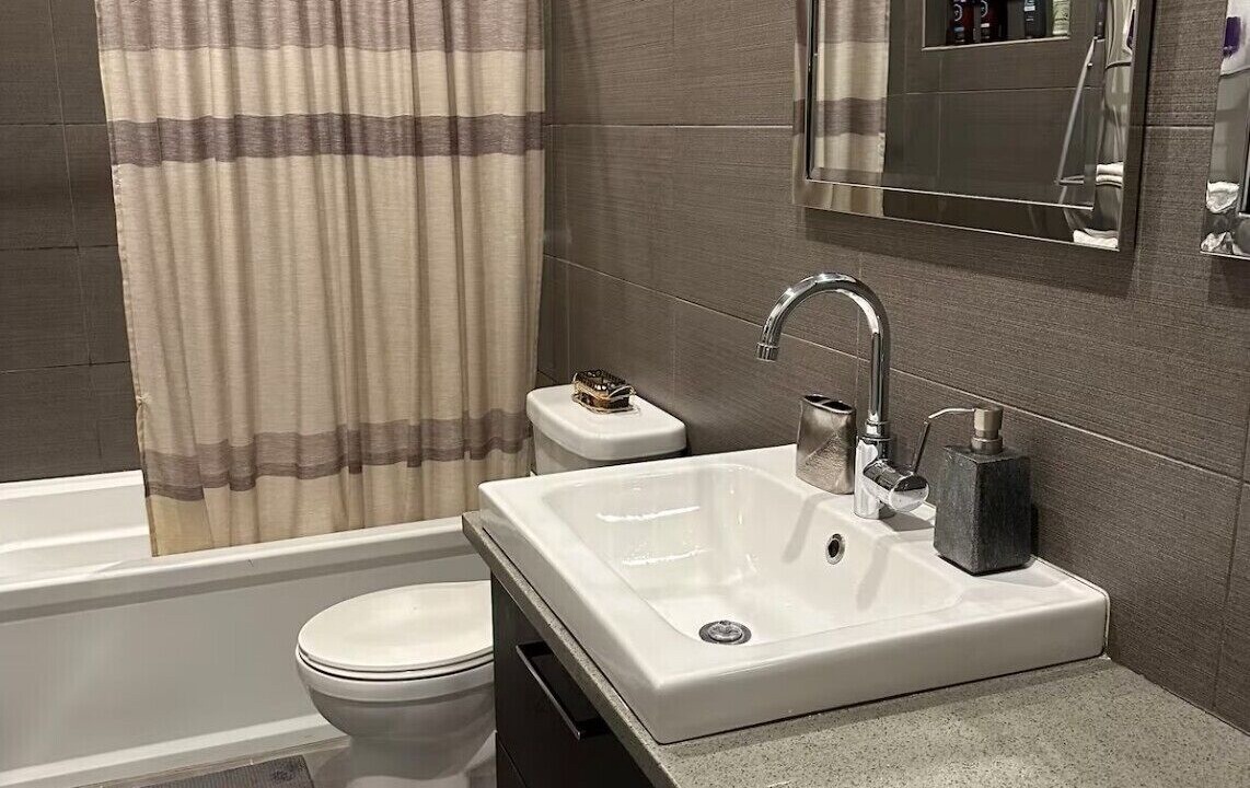 Photo of Bathroom in Hoboken