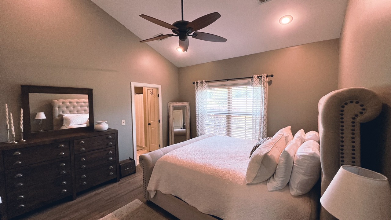 Photo of Bedroom in Starkville