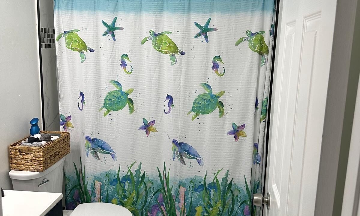 Photo of Bathroom in Gulf Cove