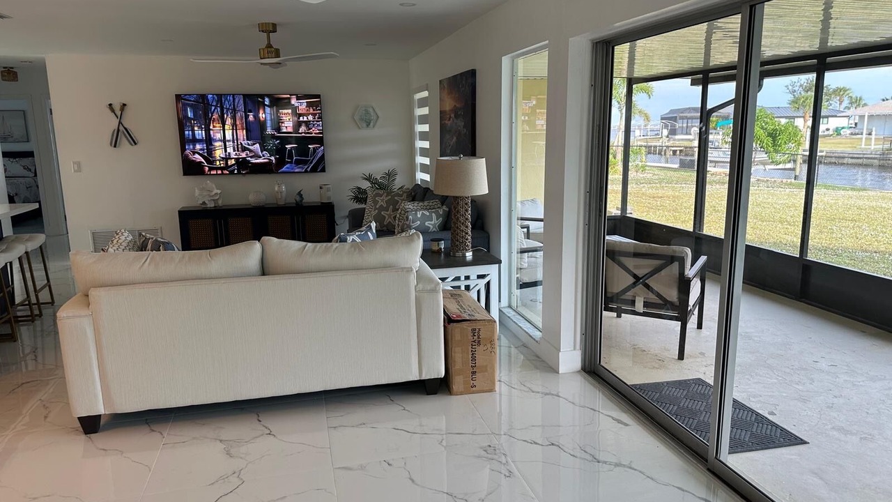 Photo of Livingroom in Gulf Cove