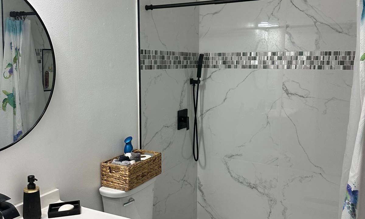 Photo of Bathroom in Gulf Cove
