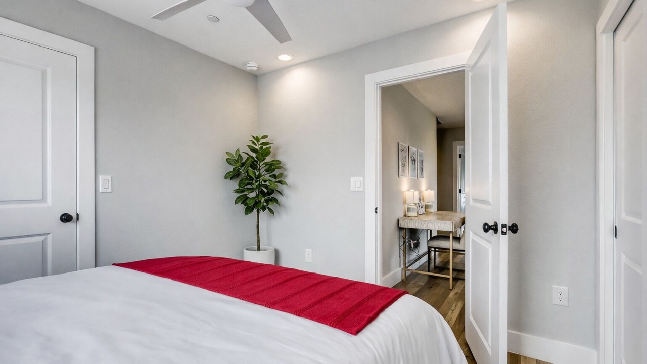 Photo of Bedroom in University Hills and Windsor Park