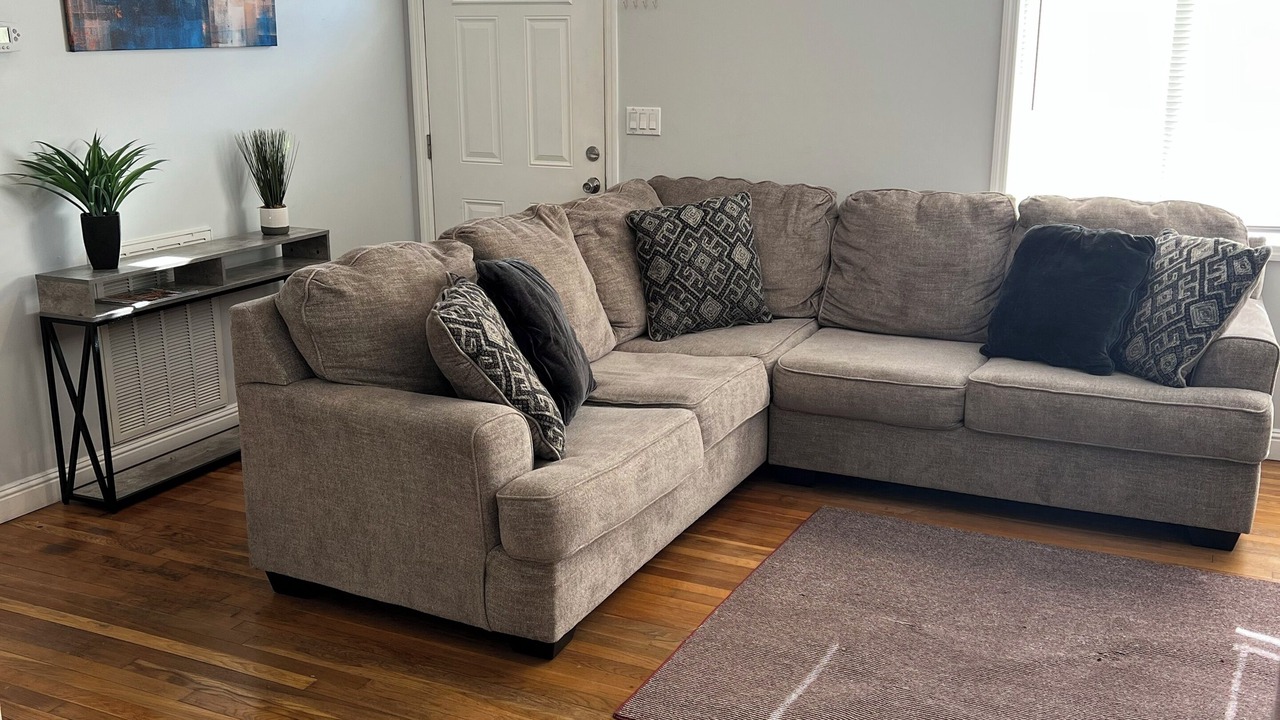 Photo of Livingroom in East Ridge