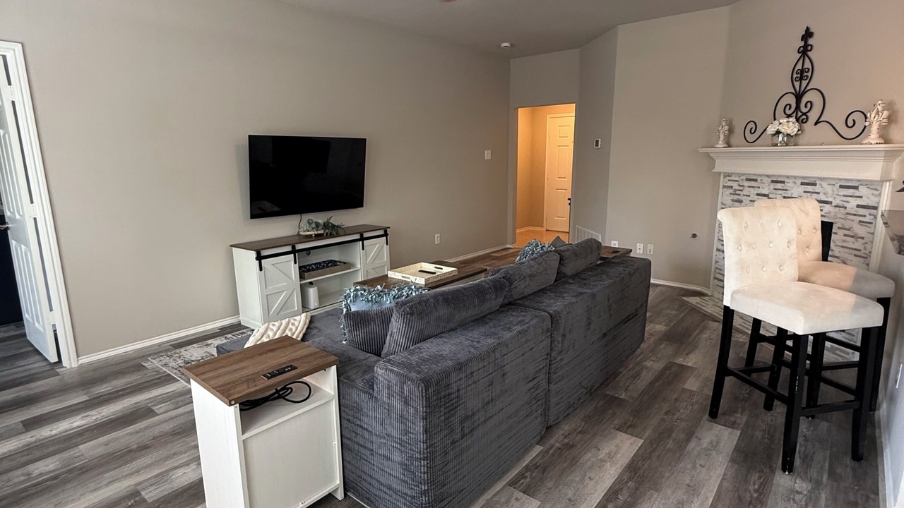Photo of Livingroom in South Arlington
