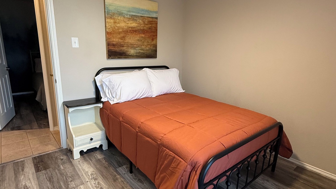 Photo of Bedroom in South Arlington