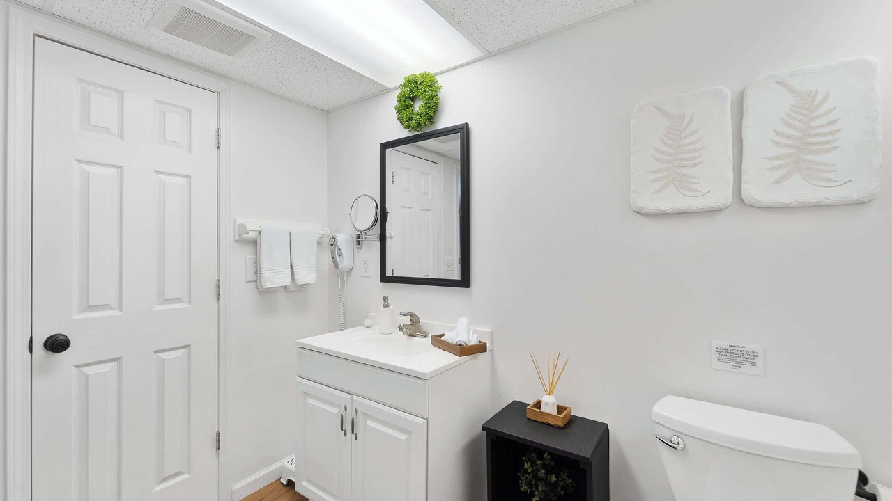 Photo of Bathroom in Linn Creek