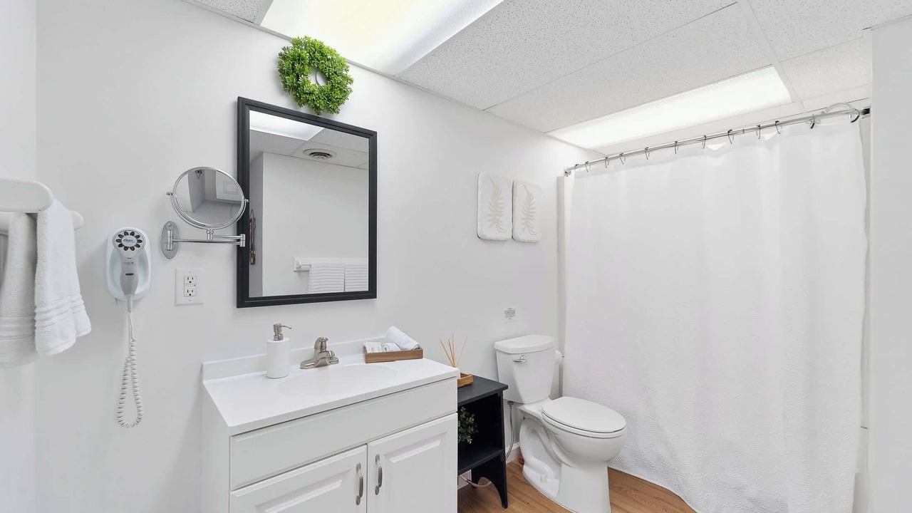 Photo of Bathroom in Linn Creek