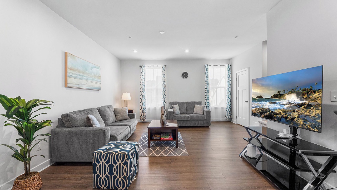 Photo of Livingroom in Bayside