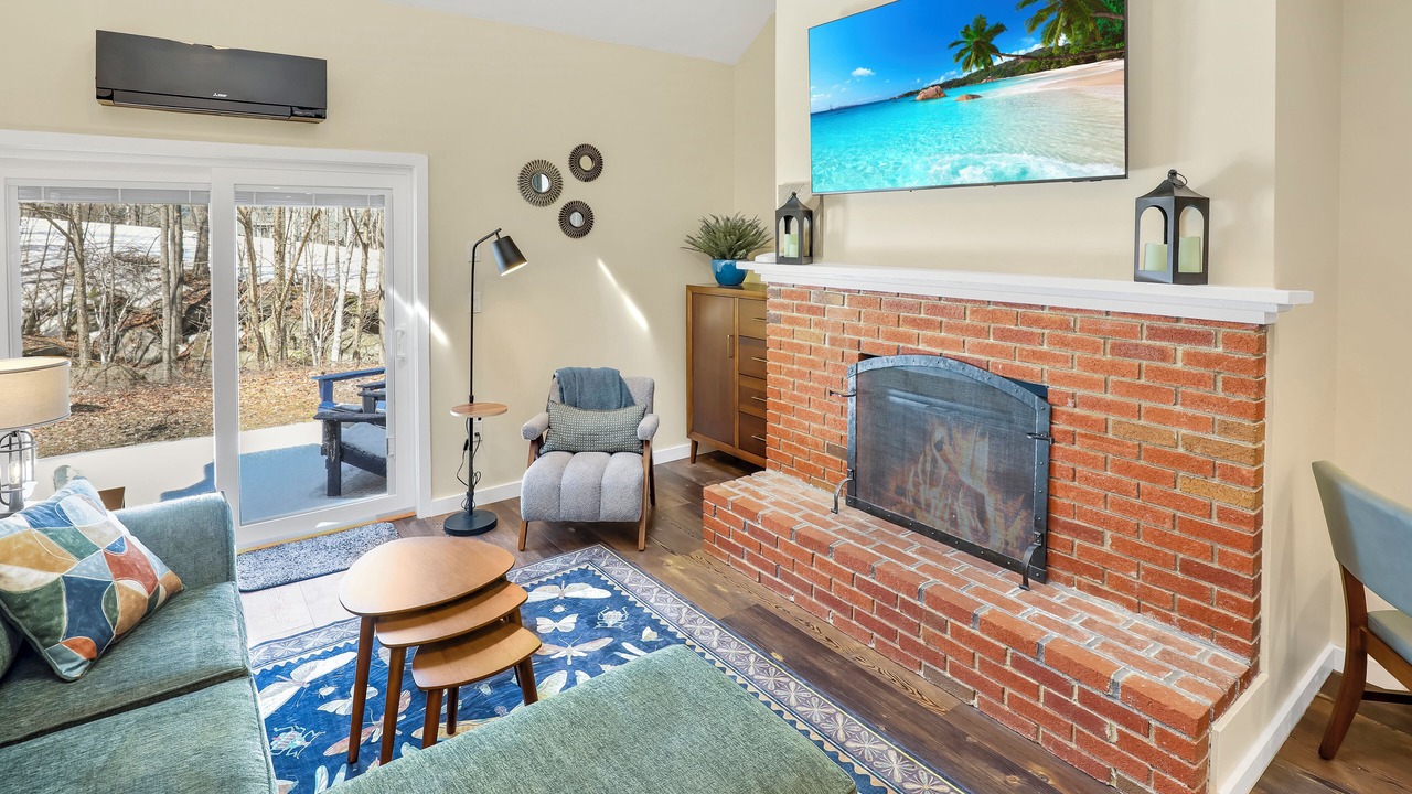 Photo of Livingroom in Plymouth