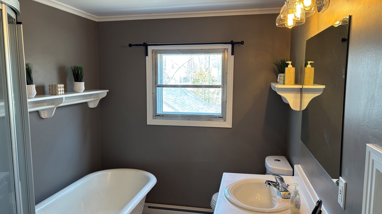 Photo of Bathroom in Beaconsfield