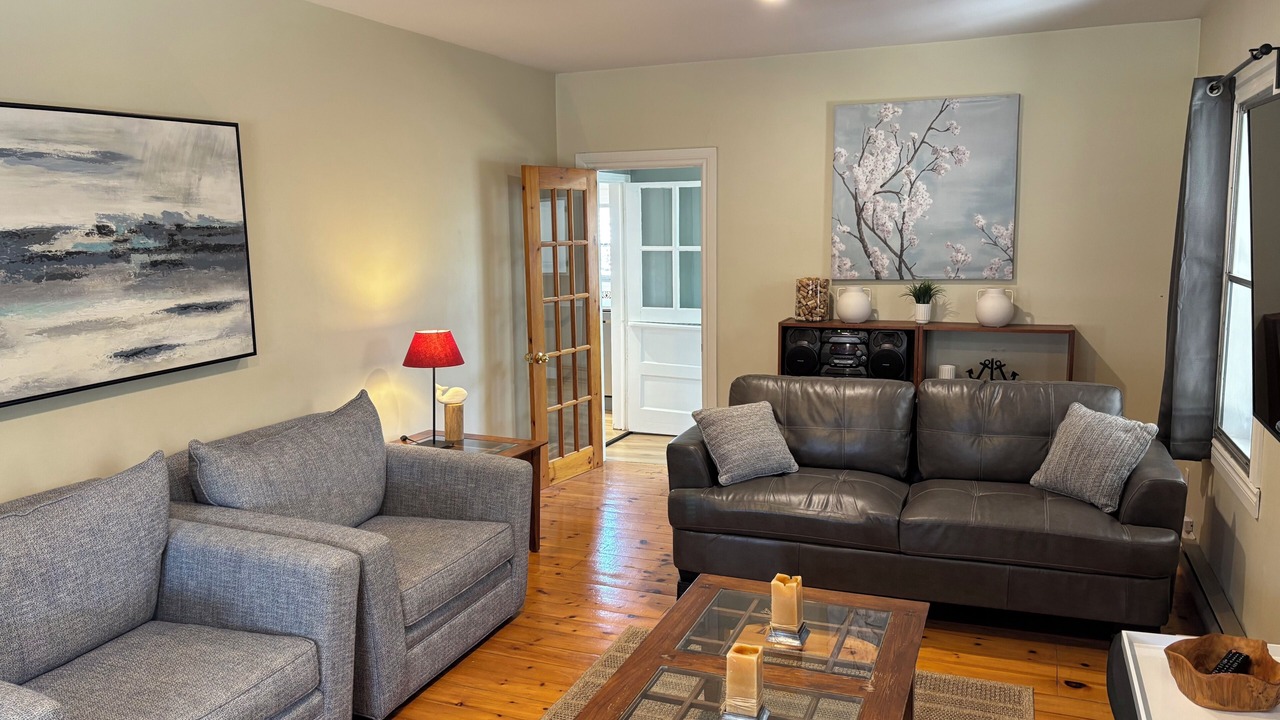 Photo of Livingroom in Beaconsfield