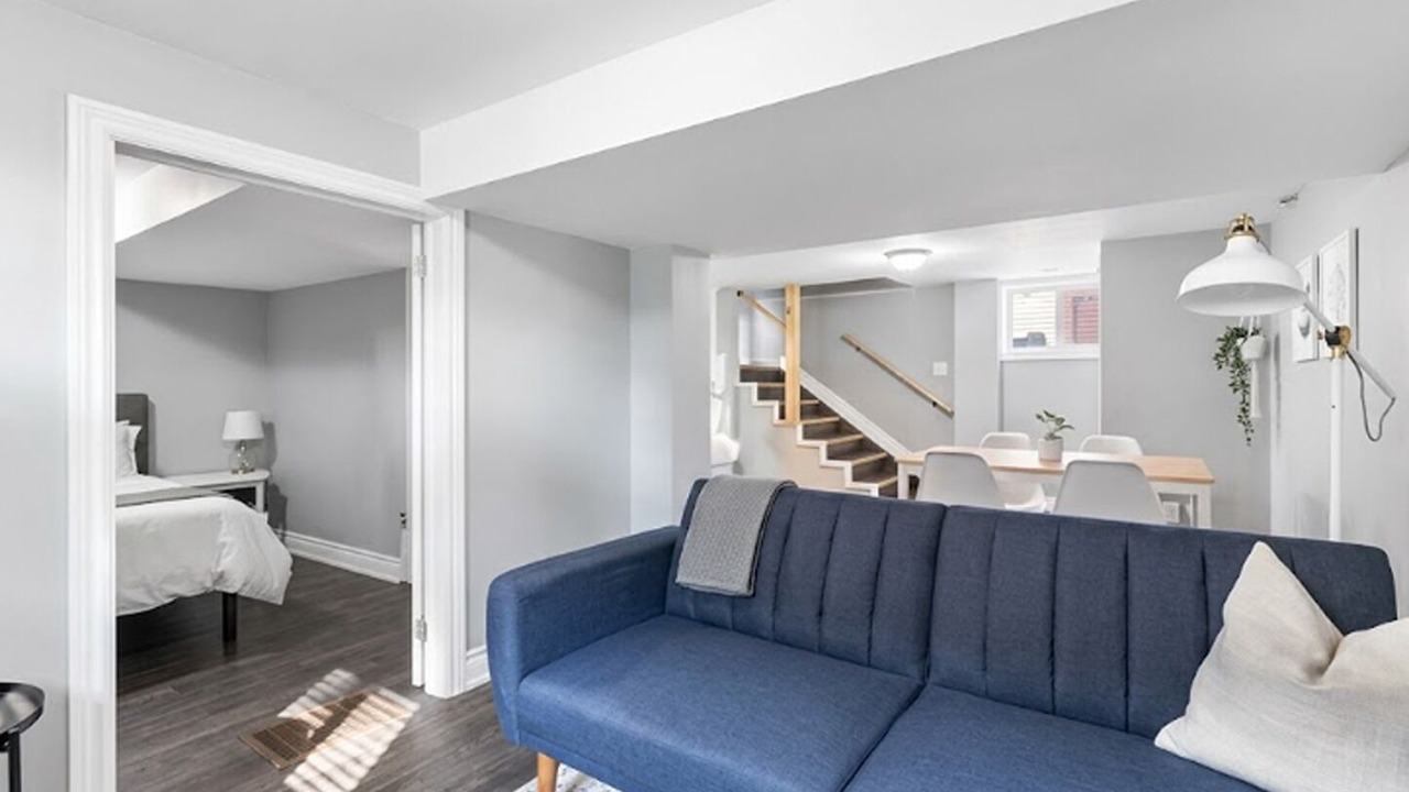 Photo of Livingroom in East Windsor