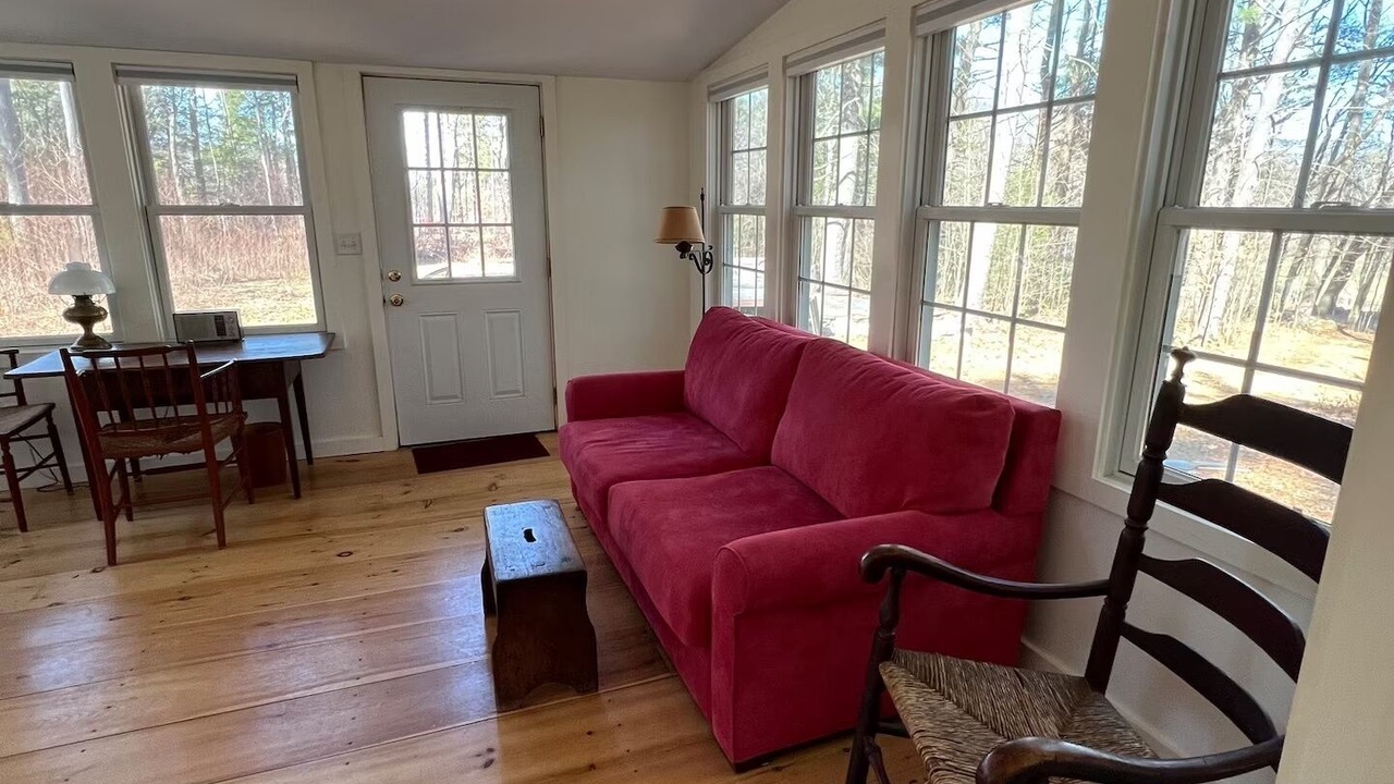 Photo of Livingroom in New Salem