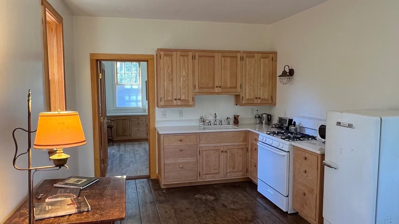 Photo of Kitchen in New Salem