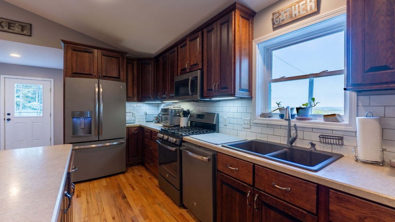 Photo of Kitchen in Salisbury Center