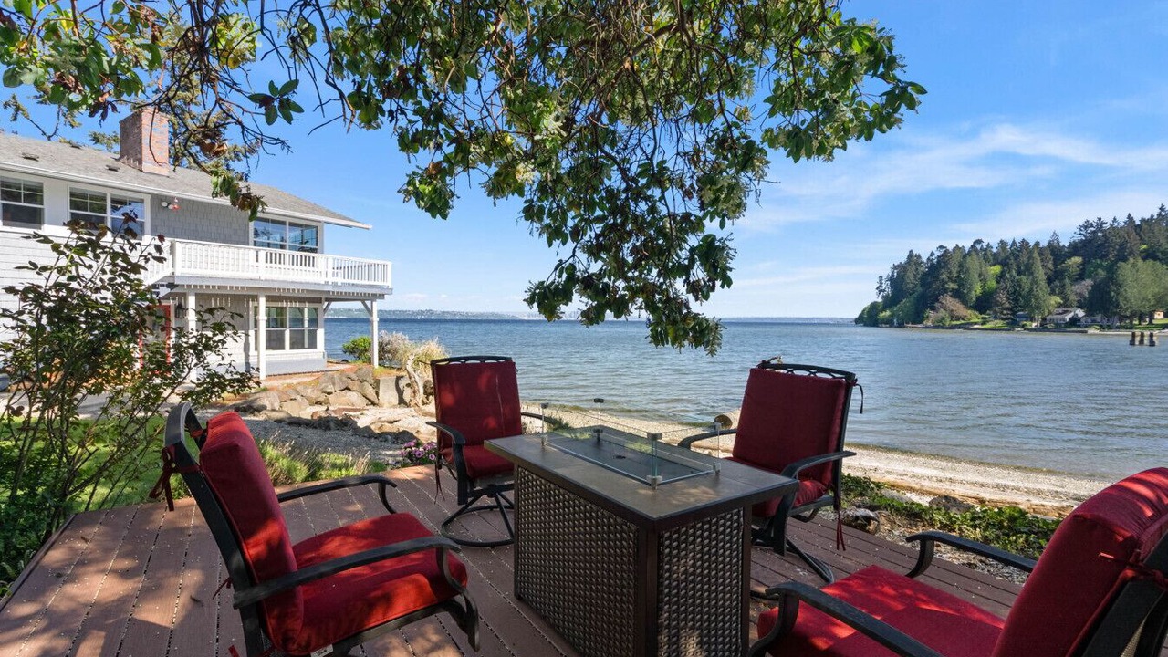 Photo of Outdoor in Rollingbay