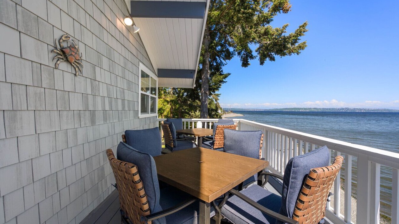 Photo of Outdoor in Rollingbay