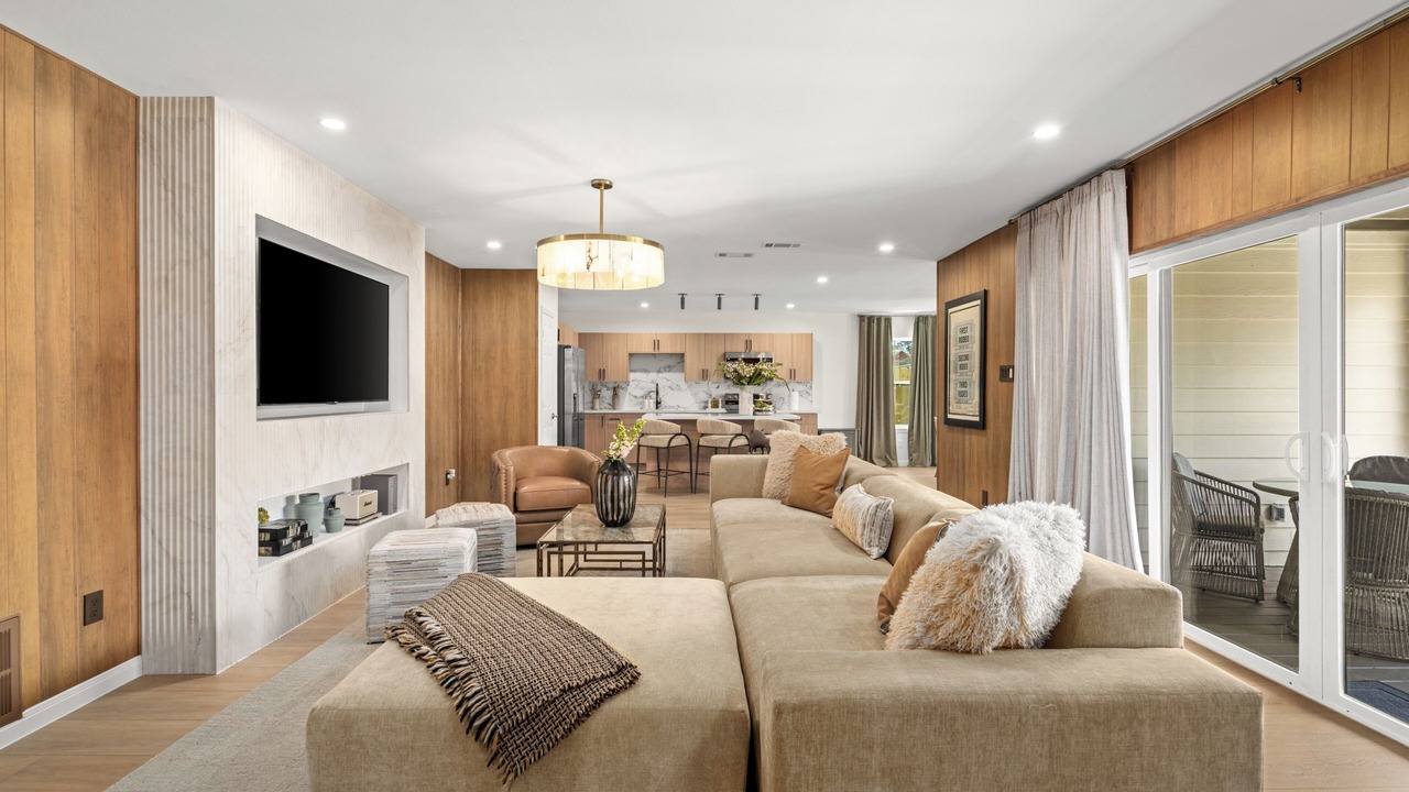 Photo of Livingroom in MacGregor