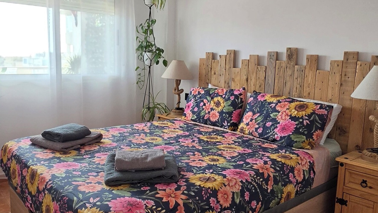 Photo of Bedroom in Los Nietos