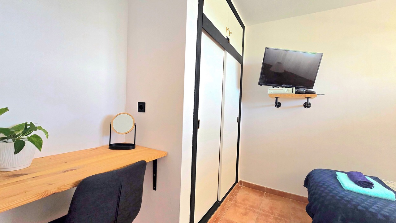 Photo of Bedroom in Los Nietos