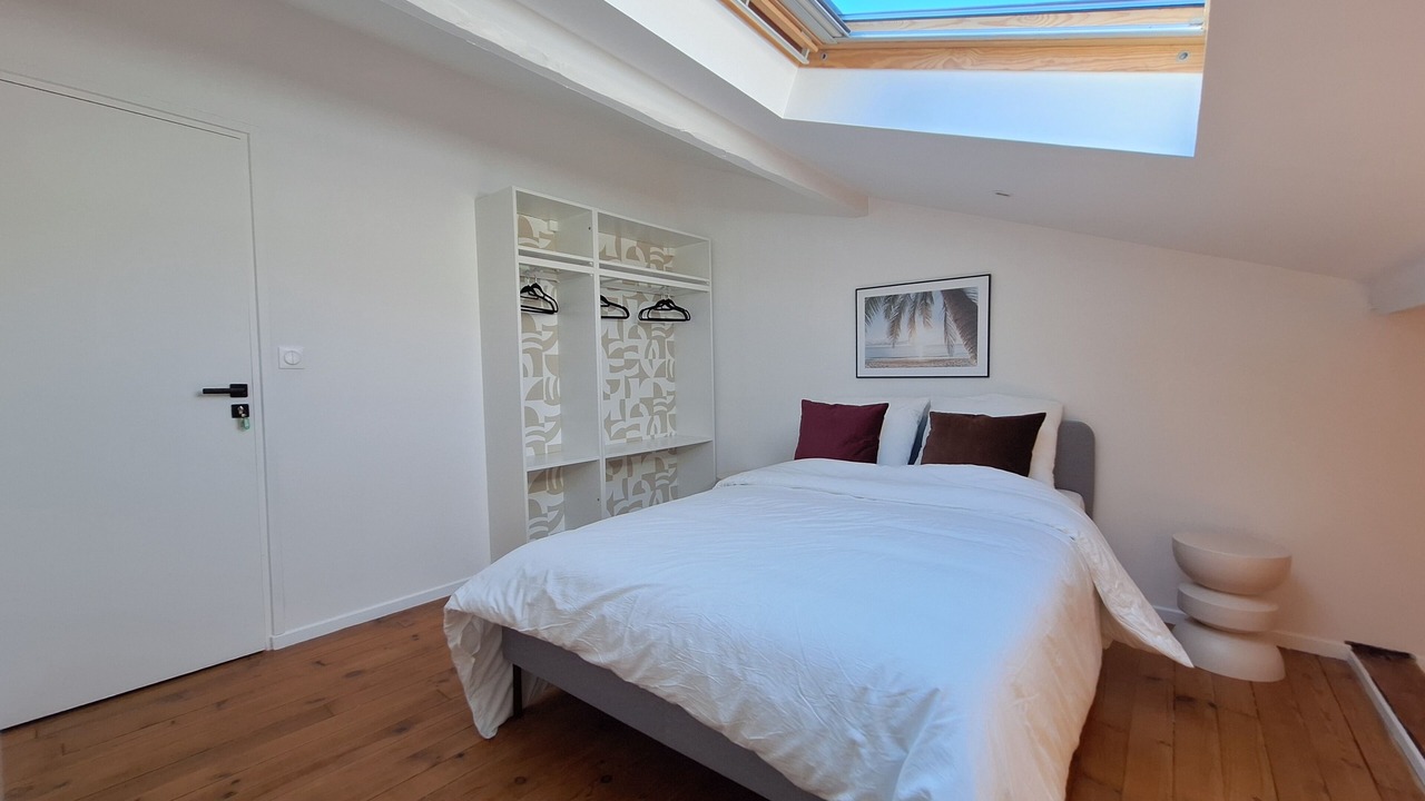 Photo of Bedroom in Argenteuil