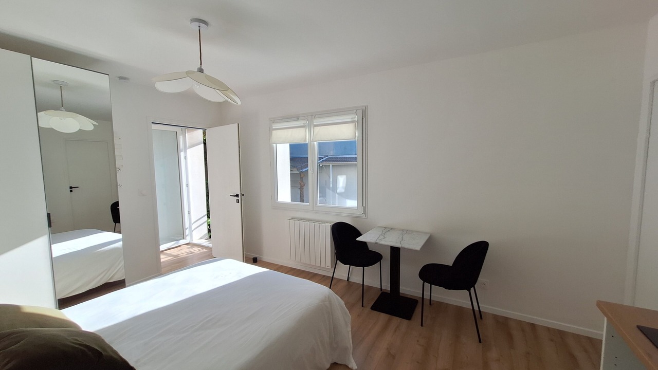 Photo of Bedroom in Argenteuil