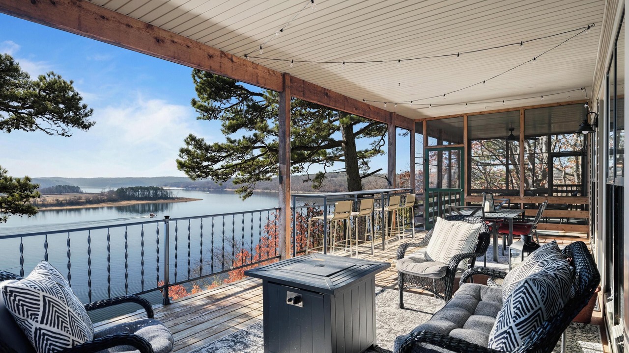 Photo of Patio Balcony in Beaver Shores