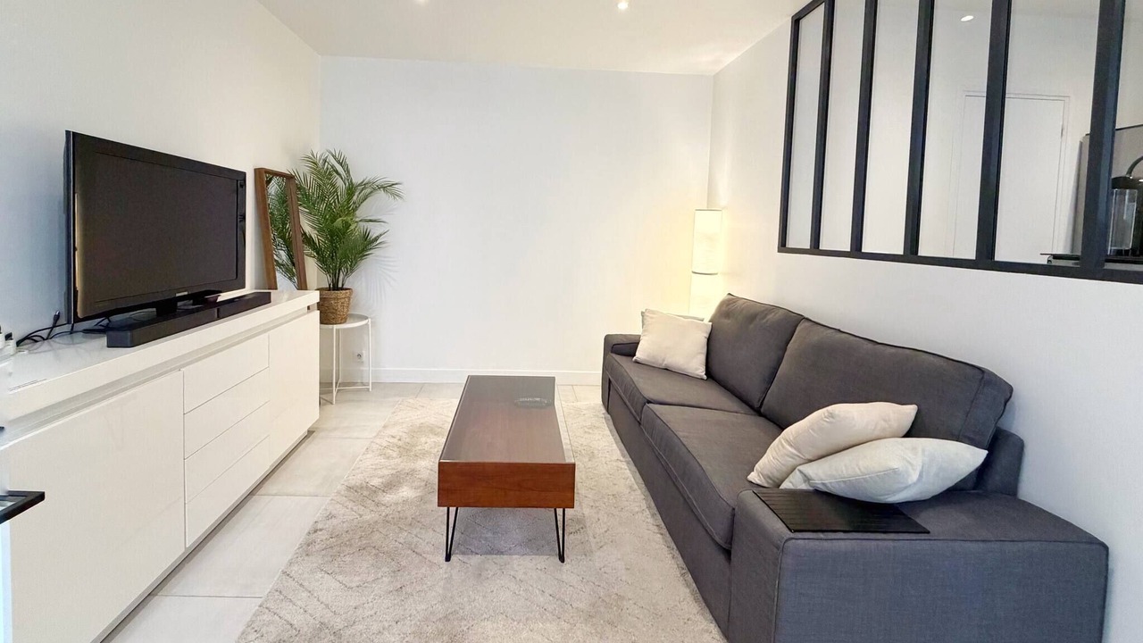 Photo of Livingroom in Quartier de la Folie-Mericourt
