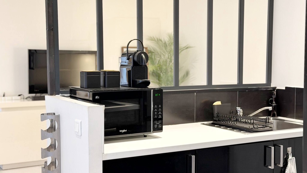 Photo of Kitchen in Quartier de la Folie-Mericourt