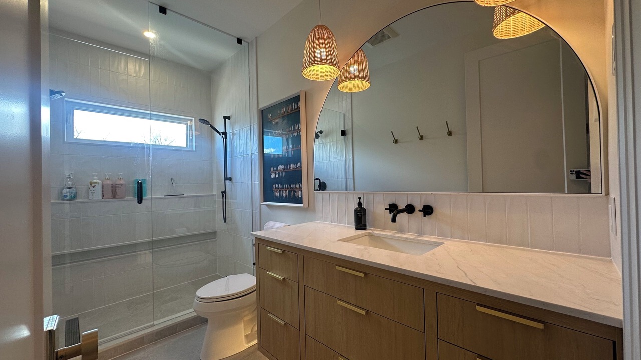 Photo of Bathroom in Dunnville