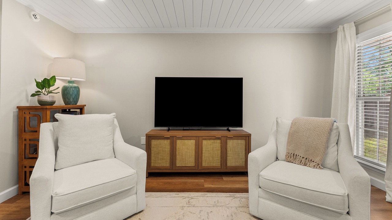 Photo of Livingroom in Cleveland