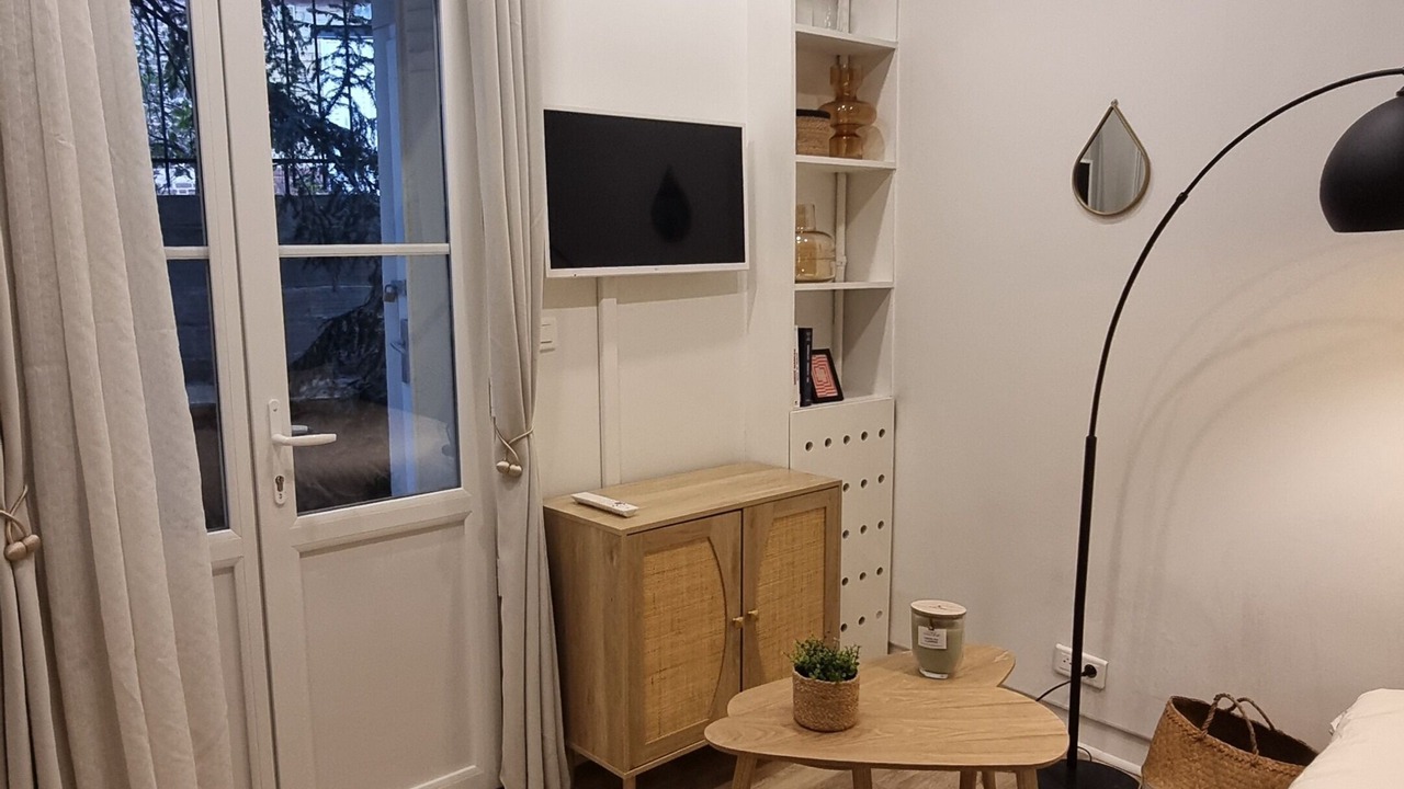Photo of Bedroom in Prince–Marmottan